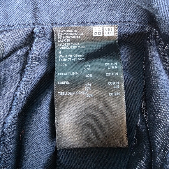 Uniqlo Black Chinos Versatile Comfort - Picture 5 of 8